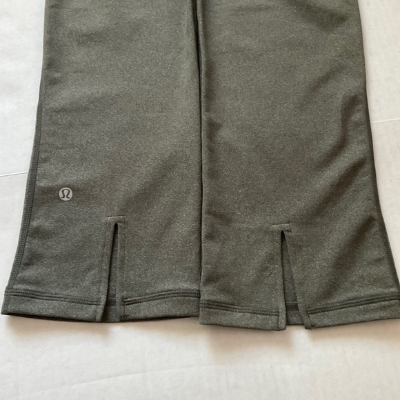 New Lululemon Gather and Crow Crop Heathered Willow Size 6 - Picture 8 of 15